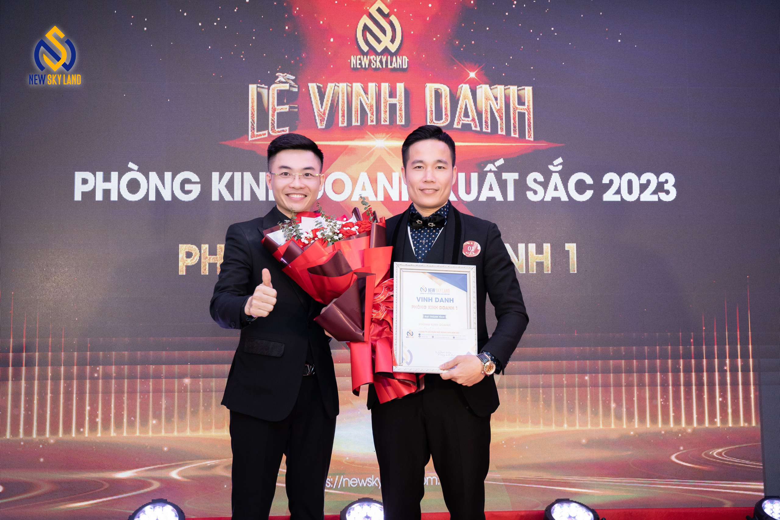 Vinh danh cá nhân và tập thể chiến binh xuất sắc New Sky Land 2023