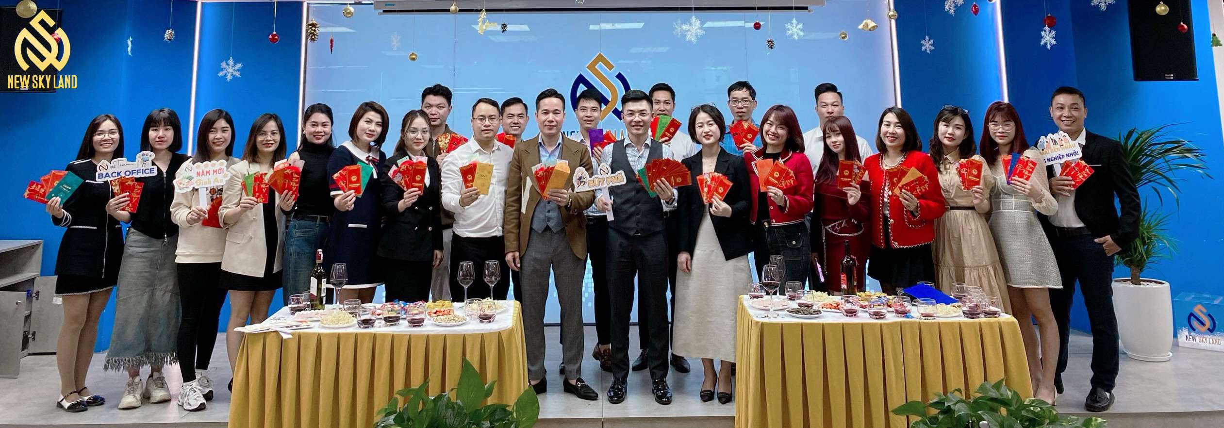 NEW SKY LAND KHAI XUÂN GIÁP THÌN - RƯỚC THẦN TÀI - HÁI LỘC ĐẦU NĂM! 